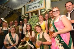 Wahl zur Hallertauer Hopfenkönigin 2024/25